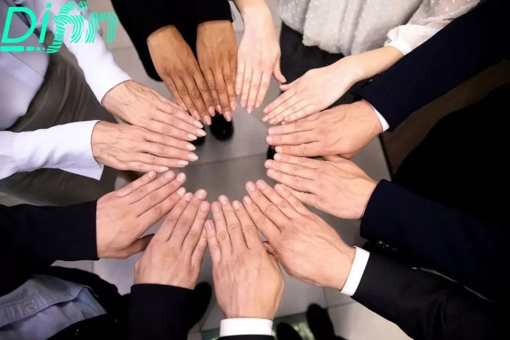 Membangun Komunitas Melalui Keterlibatan Aktif